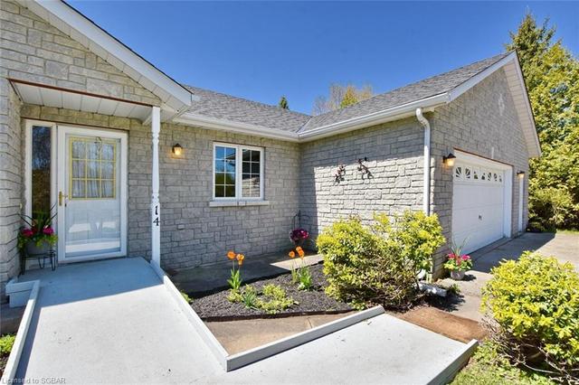 14 Club Court, House detached with 2 bedrooms, 2 bathrooms and 6 parking in Wasaga Beach ON | Image 5