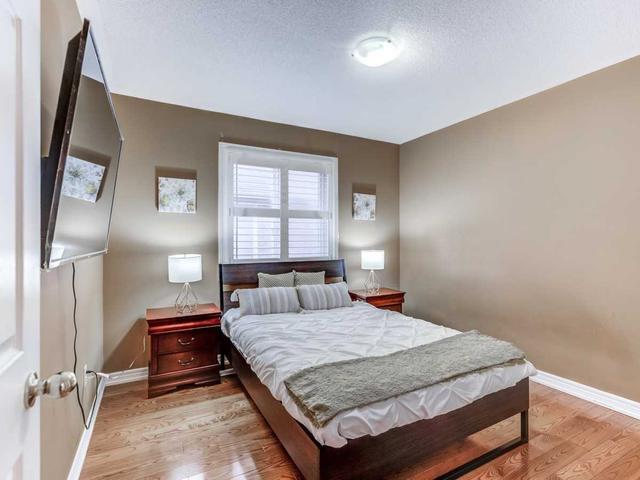25 Turtledove Grve, House detached with 4 bedrooms, 4 bathrooms and 4 parking in Toronto ON | Image 13