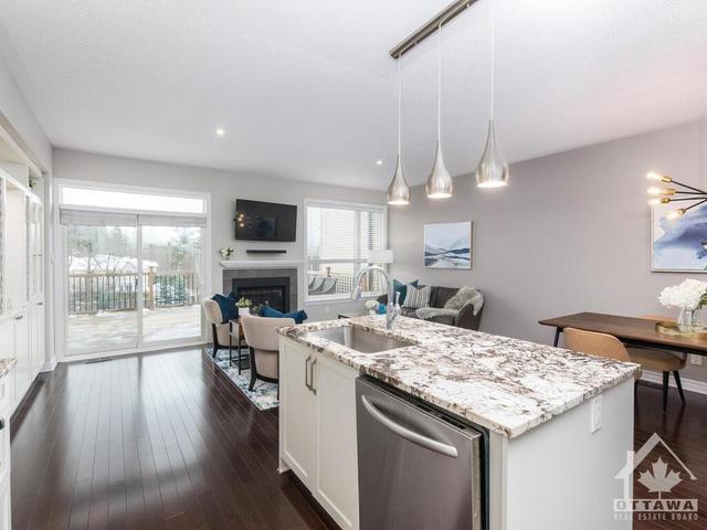 834 Fletcher Circle, Townhouse with 3 bedrooms, 3 bathrooms and 3 parking in Ottawa ON | Image 14