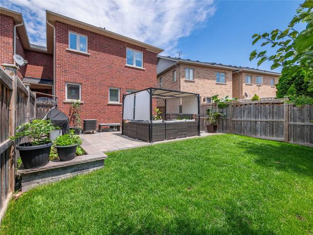 368 Duncan Lane, House attached with 3 bedrooms, 4 bathrooms and 3 parking in Milton ON | Image 35