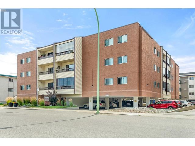 305 - 555 Rowcliffe Avenue, Condo with 2 bedrooms, 2 bathrooms and 1 parking in Kelowna BC | Image 24