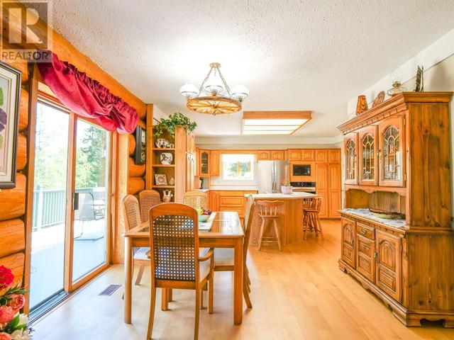 4845 Ten Mile Lake Road, House detached with 3 bedrooms, 3 bathrooms and null parking in Cariboo B BC | Image 25