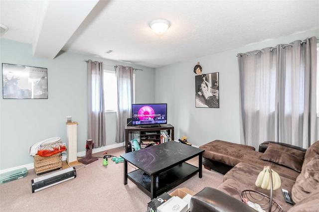 13 Mccarthy Crt, House detached with 3 bedrooms, 2 bathrooms and 2 parking in Barrie ON | Image 13