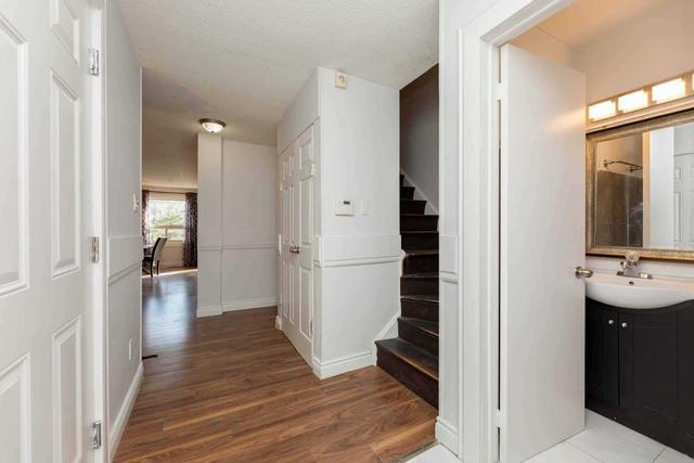 34 - 20 Farnham Dr, Townhouse with 3 bedrooms, 4 bathrooms and 2 parking in Brampton ON | Image 34