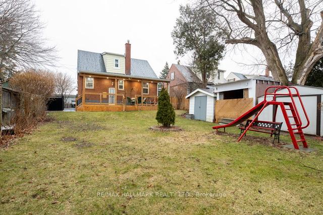 56 Wolcott Ave, House detached with 3 bedrooms, 3 bathrooms and 4 parking in Toronto ON | Image 16