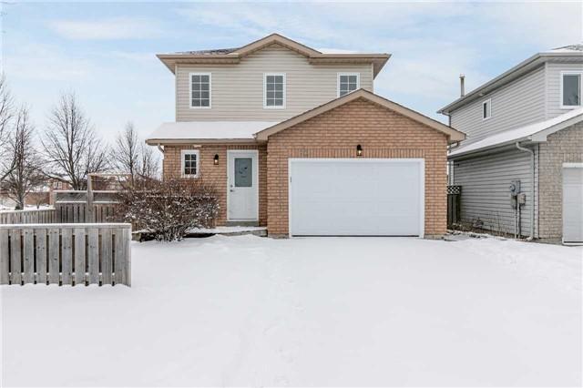 80 Downing Cres, House detached with 3 bedrooms, 2 bathrooms and 4 parking in Barrie ON | Image 1