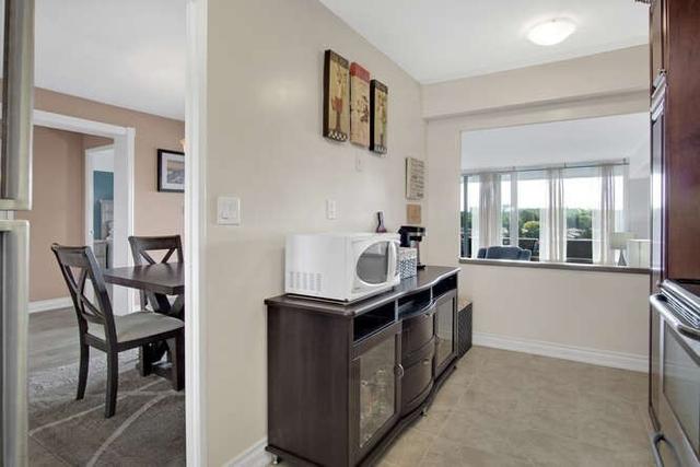 706 - 260 Scarlett Rd, Condo with 1 bedrooms, 1 bathrooms and 1 parking in Toronto ON | Image 22