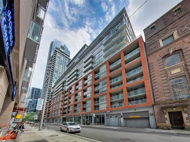 uph12 - 21 Nelson St, Condo with 1 bedrooms, 2 bathrooms and 1 parking in Toronto ON | Image 1
