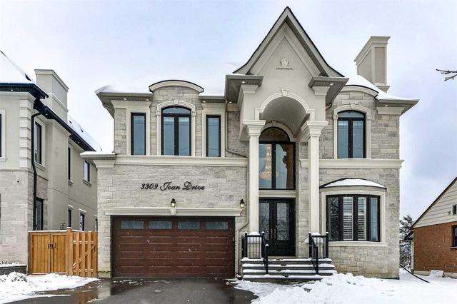 3309 Joan Dr, House detached with 4 bedrooms, 5 bathrooms and 4 parking in Mississauga ON | Image 2