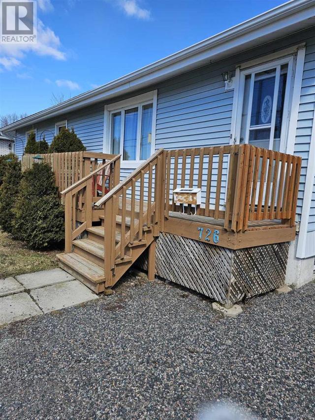 726 Cooper St, House detached with 3 bedrooms, 1 bathrooms and null parking in Sault Ste. Marie ON | Image 3