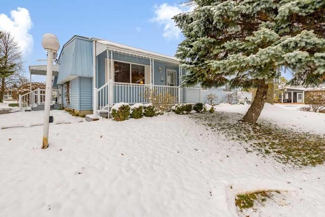 70 Cornerbrook Tr, House detached with 2 bedrooms, 2 bathrooms and 2 parking in Corner Brook ON | Image 1