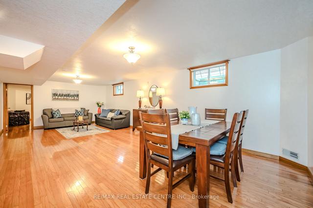 7 Parker Pl, House detached with 4 bedrooms, 2 bathrooms and 4 parking in Guelph ON | Image 13