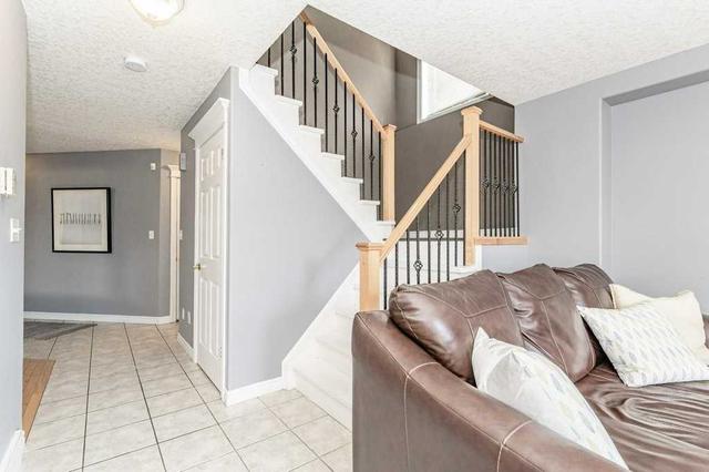143 Deerpath Dr, House detached with 3 bedrooms, 4 bathrooms and 4 parking in Guelph ON | Image 12