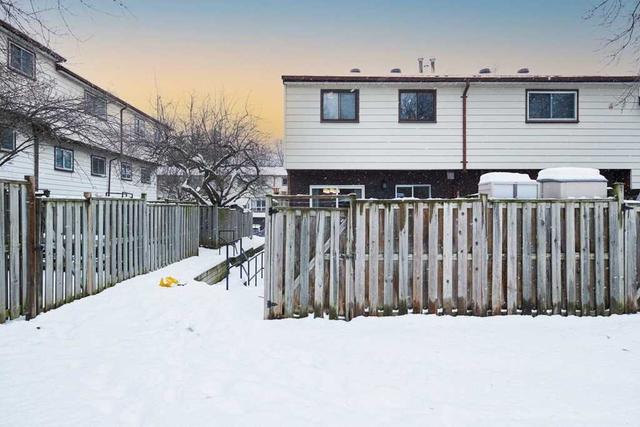 d1 - 63 Ferris Lane, Townhouse with 4 bedrooms, 2 bathrooms and 2 parking in Barrie ON | Image 11