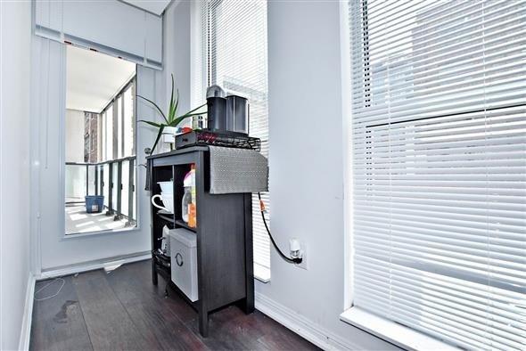 206 - 400 Adelaide St E, Condo with 2 bedrooms, 2 bathrooms and 1 parking in Toronto ON | Image 18
