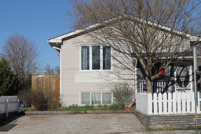 541 Bethune St, House detached with 2 bedrooms, 2 bathrooms and 2 parking in Peterborough ON | Image 12