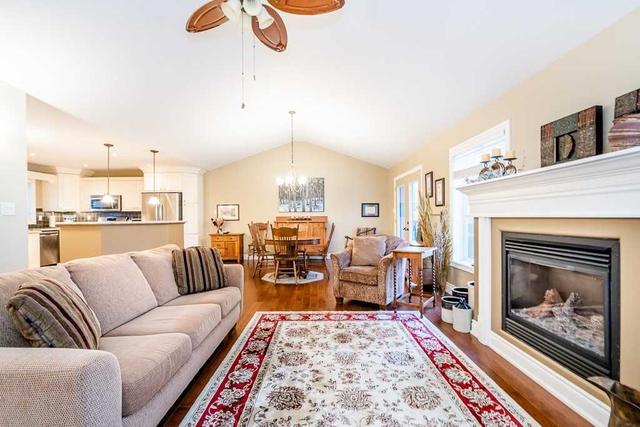 11 Pine Lane, House detached with 2 bedrooms, 3 bathrooms and 8 parking in Oro Medonte ON | Image 7