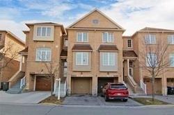 3293 Redpath Circ, House attached with 3 bedrooms, 3 bathrooms and 2 parking in Mississauga ON | Image 1