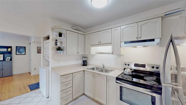 15 - 2 Vineland Ave S, Condo with 2 bedrooms, 1 bathrooms and 1 parking in Hamilton ON | Image 28