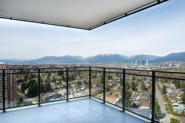 1808 - 4711 Hazel Street, Condo with 2 bedrooms, 2 bathrooms and null parking in Burnaby BC | Card Image