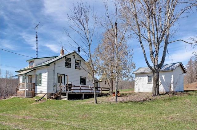 4784b Opinicon Road, House detached with 2 bedrooms, 2 bathrooms and 5 parking in South Frontenac ON | Image 5