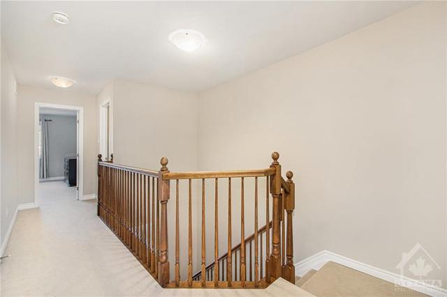 4027 Kelly Farm Drive, Townhouse with 3 bedrooms, 3 bathrooms and 2 parking in Ottawa ON | Image 16
