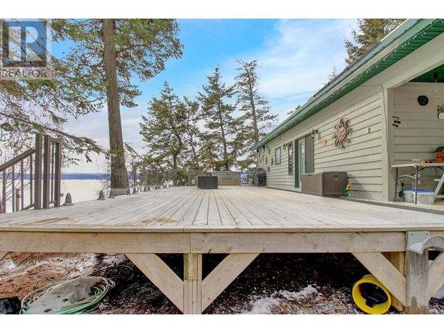 3813 Stones Bay Road, House detached with 2 bedrooms, 3 bathrooms and null parking in Bulkley Nechako C BC | Image 21