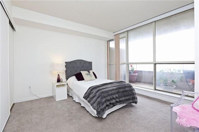 1213 - 5 Greystone Walk Dr, Condo with 2 bedrooms, 2 bathrooms and 2 parking in Toronto ON | Image 15