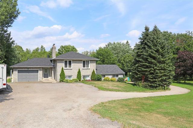 5739 Sixth Line E, House detached with 3 bedrooms, 3 bathrooms and 22 parking in Guelph/Eramosa ON | Card Image