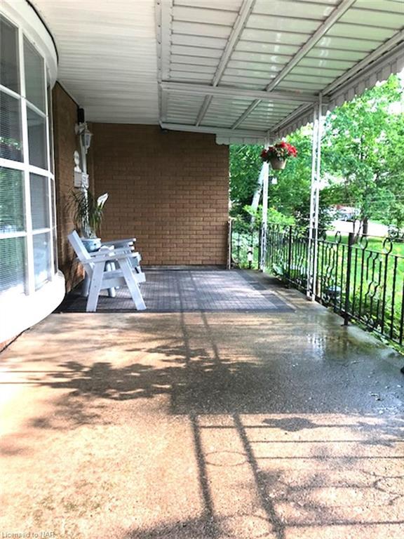 Covered front porch | Image 23
