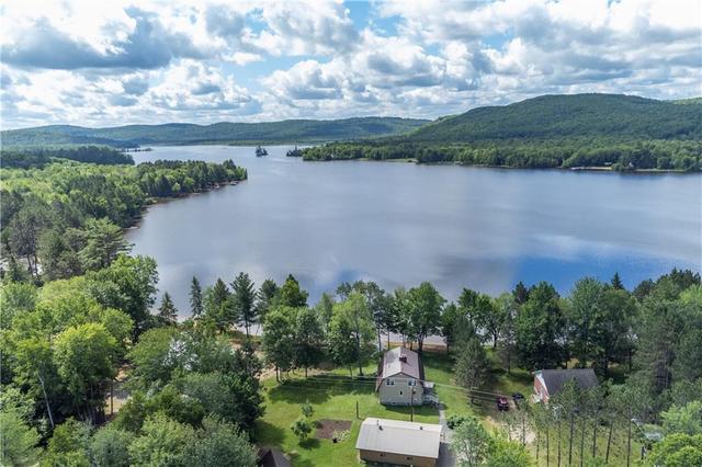7827 Palmer Road, House detached with 3 bedrooms, 2 bathrooms and 5 parking in Madawaska Valley ON | Image 30