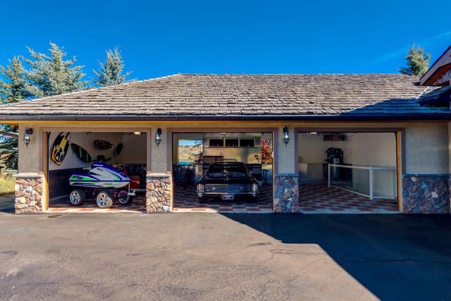 79 Emerald Bay Drive, House detached with 5 bedrooms, 3 bathrooms and 6 parking in Rocky View County AB | Image 8