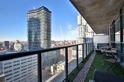 1701 - 290 Adelaide St W, Condo with 2 bedrooms, 1 bathrooms and 1 parking in Toronto ON | Image 16
