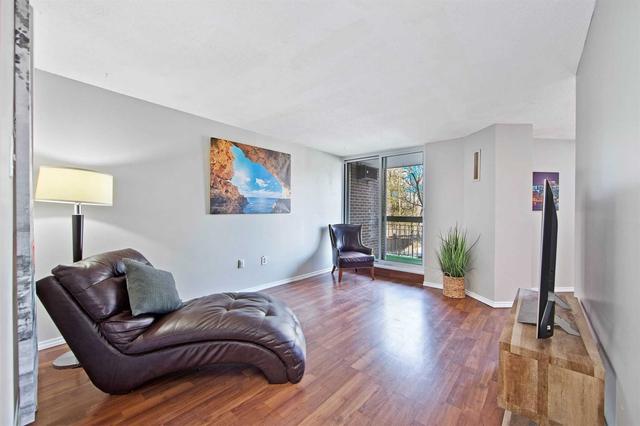 211 - 4064 Lawrence Ave E, Townhouse with 3 bedrooms, 3 bathrooms and 2 parking in Toronto ON | Image 16
