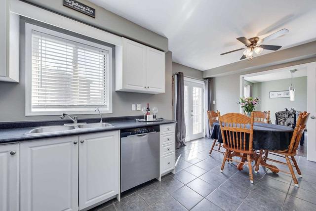 66 Hubbert Cres, House detached with 3 bedrooms, 4 bathrooms and 6 parking in Barrie ON | Image 11