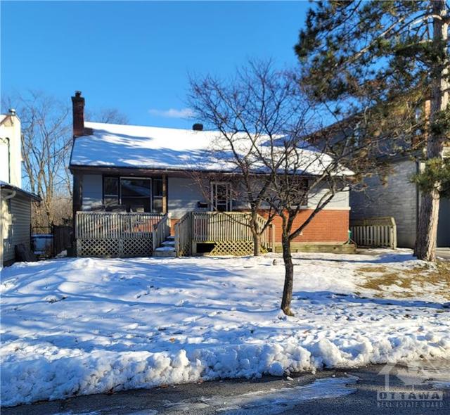 2273 Prospect Avenue, House detached with 4 bedrooms, 1 bathrooms and 1 parking in Ottawa ON | Image 1