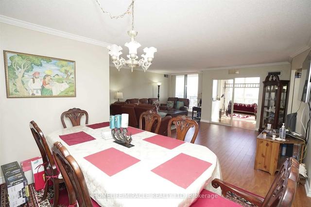 712 - 20 Cherrytree Dr, Condo with 3 bedrooms, 2 bathrooms and 2 parking in Brampton ON | Image 5