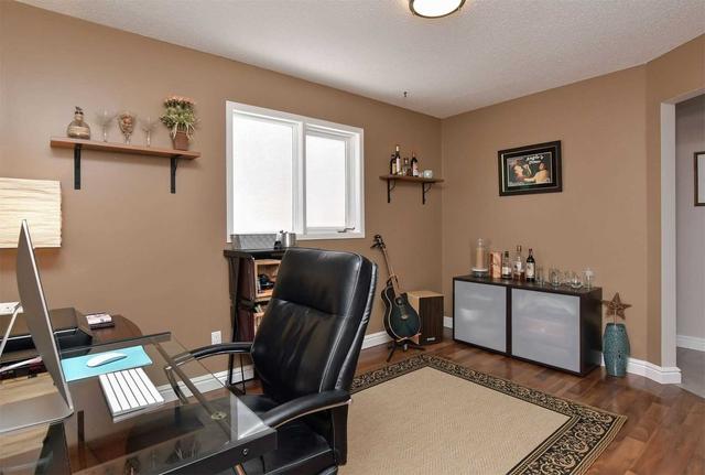 218 Lisa Marie Dr, House detached with 4 bedrooms, 3 bathrooms and 4 parking in Orangeville ON | Image 8