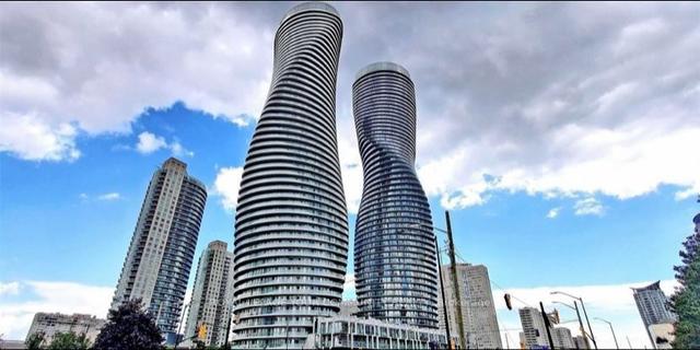 1202 - 50 Absolute Ave, Condo with 2 bedrooms, 2 bathrooms and 1 parking in Mississauga ON | Image 1