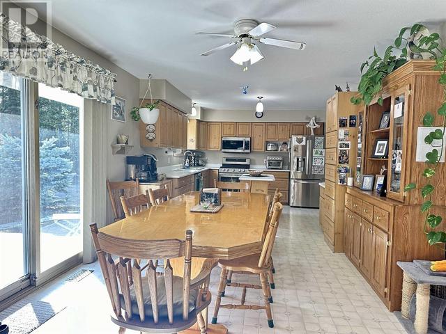 1945 Markay Drive, House detached with 3 bedrooms, 3 bathrooms and null parking in Vanderhoof BC | Image 13