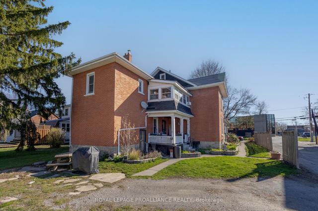 140 William St, House detached with 7 bedrooms, 3 bathrooms and 10 parking in Belleville ON | Image 25