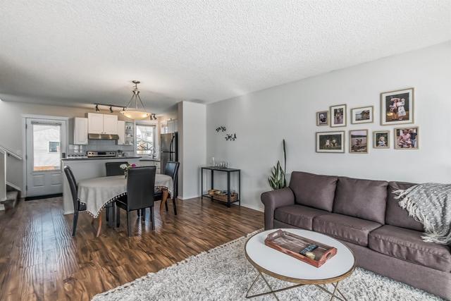 112 Tuscany Valley Rise Nw, House detached with 3 bedrooms, 1 bathrooms and 2 parking in Calgary AB | Image 7