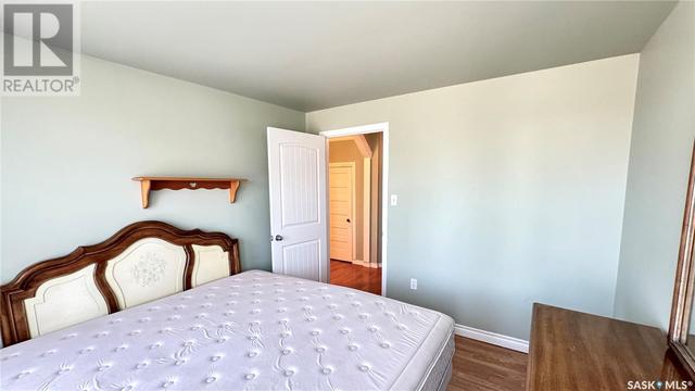 450 Macdonald Avenue, House detached with 3 bedrooms, 2 bathrooms and null parking in Craik SK | Image 25