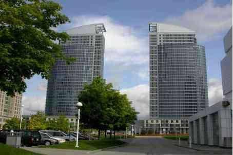 th101 - 36 Lee Centre Dr N, Townhouse with 2 bedrooms, 2 bathrooms and 1 parking in Toronto ON | Image 1