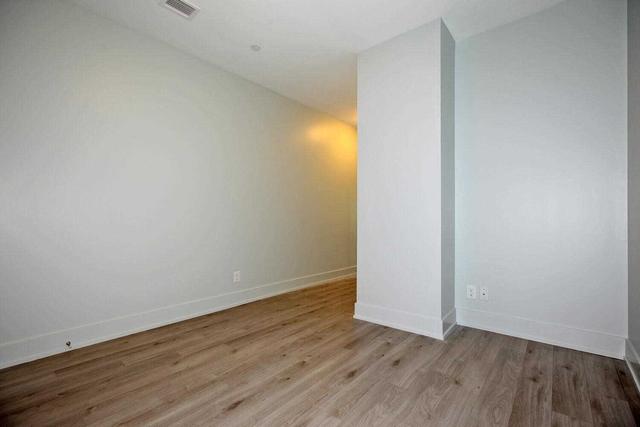 328 - 111 St Clair Ave W, Condo with 1 bedrooms, 1 bathrooms and 0 parking in Toronto ON | Image 13