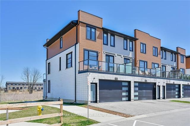 904 West Village Sq, Condo with 4 bedrooms, 4 bathrooms and 4 parking in London ON | Image 12