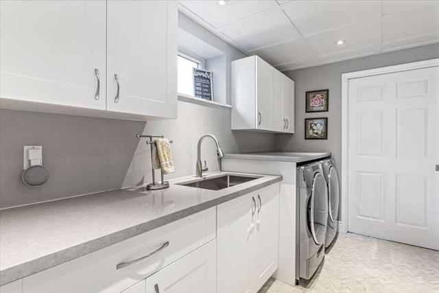 7 Atwood Pl, House detached with 3 bedrooms, 2 bathrooms and 5 parking in Toronto ON | Image 16