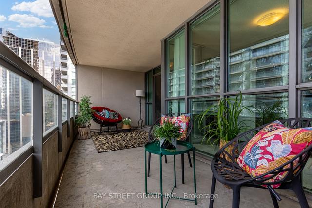 1201 - 18 Spring Garden Ave, Condo with 1 bedrooms, 1 bathrooms and 1 parking in Toronto ON | Image 9
