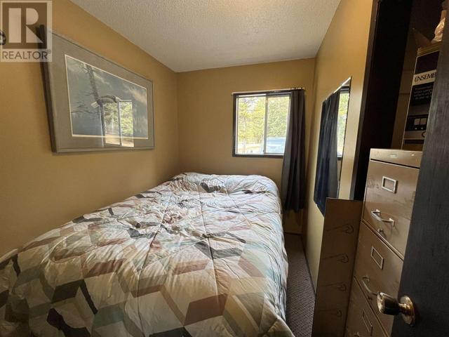 4789 Kitwanga Drive, House detached with 2 bedrooms, 1 bathrooms and null parking in Cariboo G BC | Image 6