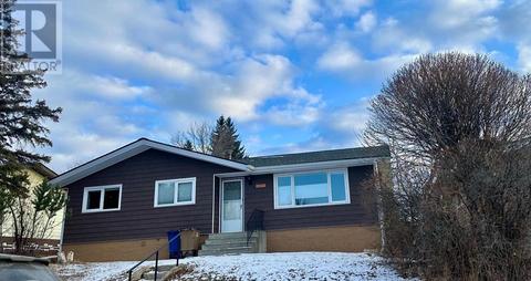 10321 - 101 A Avenue, House detached with 4 bedrooms, 2 bathrooms and 1 parking in Lac la Biche County AB | Card Image